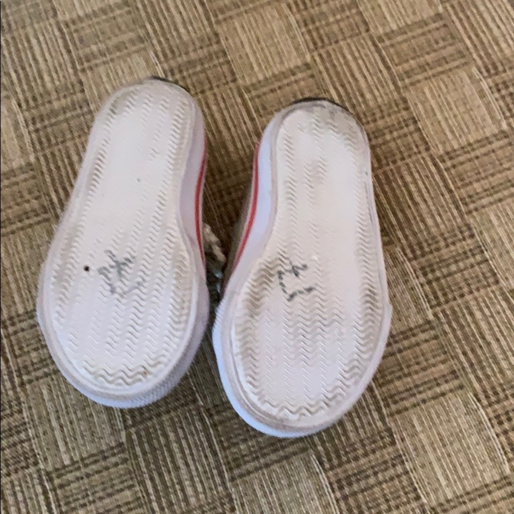 Sperry - Picture 2 of 2